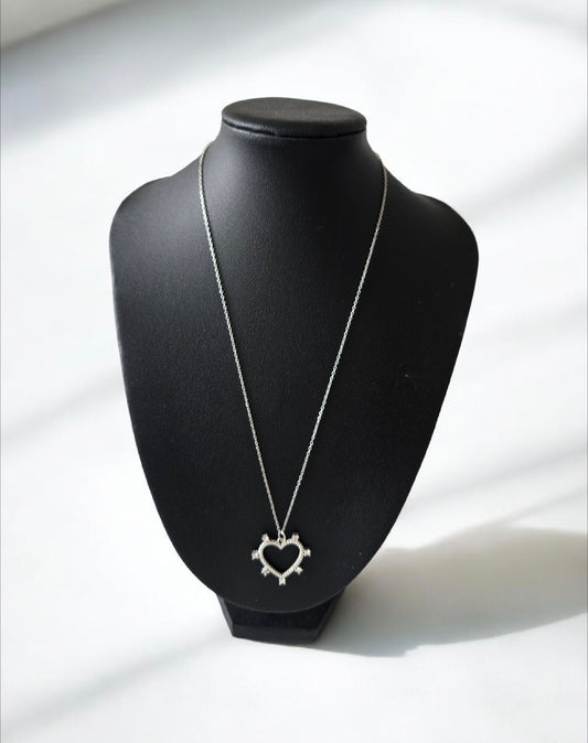 Heart 8 Stone Pendant Necklace